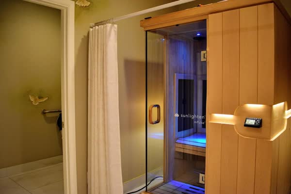 Infrared sauna at Renova Med Spa